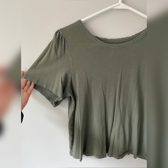 AE flutter sleeve tee - Picture 3 of 5